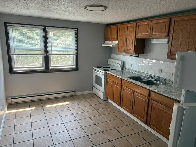 44 Kendall Pond Rd #F — Photo 1