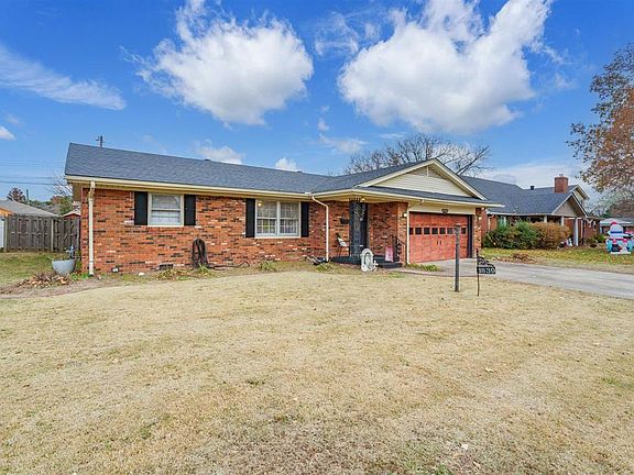 3rd image of 3839 Bowlds Ct