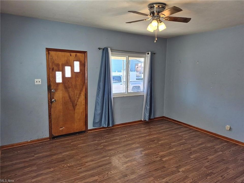 2nd image of 100 Second  Avenue