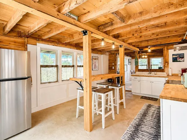 53 Washington Street, Lubec, ME 04652