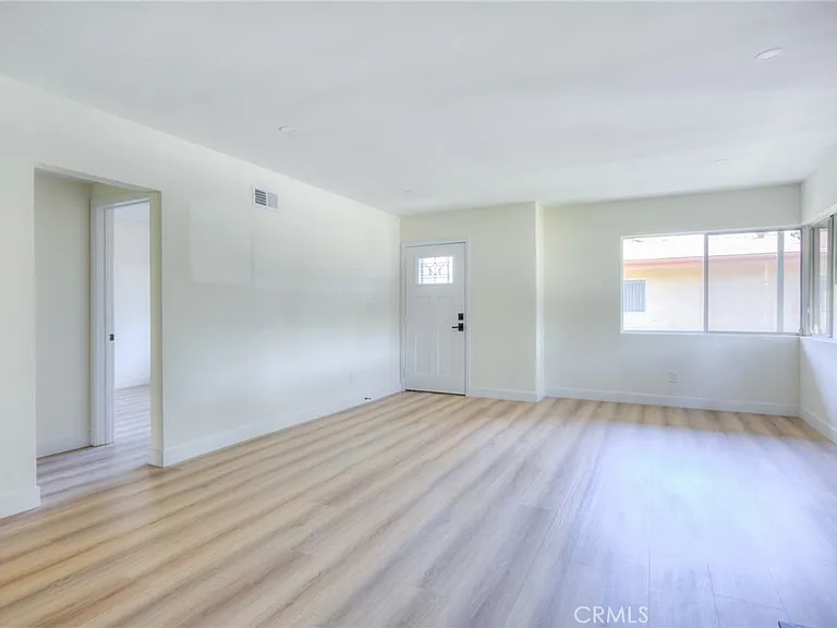 1032 S Golden W #C — Photo 7
