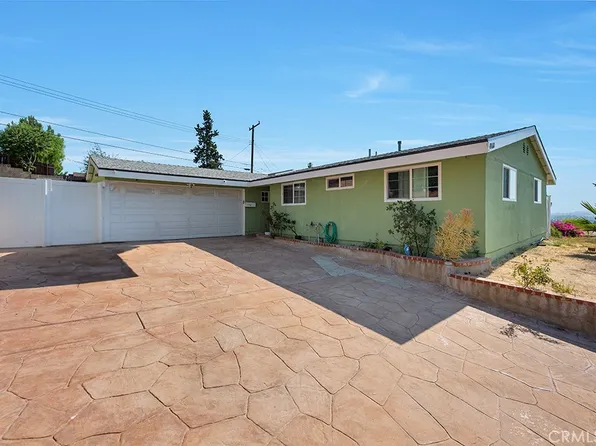 18668 Fairweather St, Santa Clarita, CA 91351