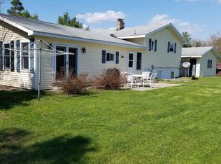 18 W East St, Newaygo, MI 49337