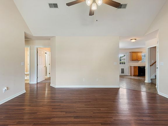 4th image of 2512 Lismore Dr