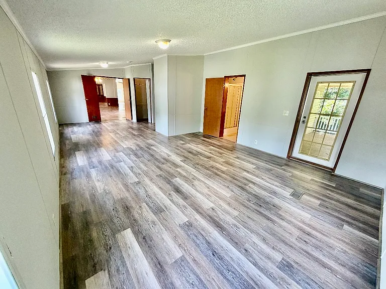 122 Fielding Ln — Photo 12