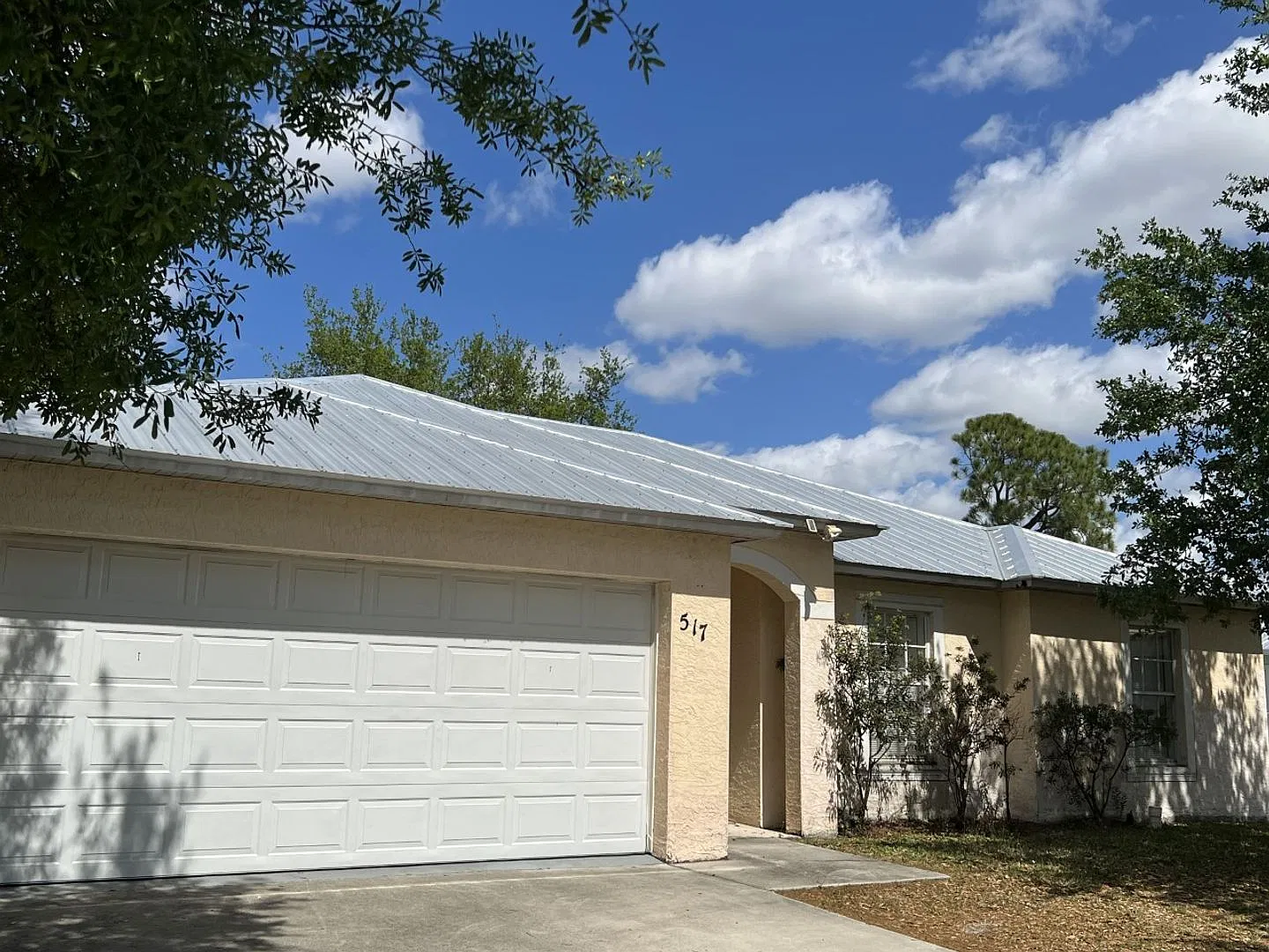 Cozy 3 Bedroom, 2 Bath With Tile Throughout In Central Psl! — Photo 2