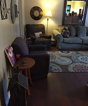 3rd image of 1503 E Clairmont Pl