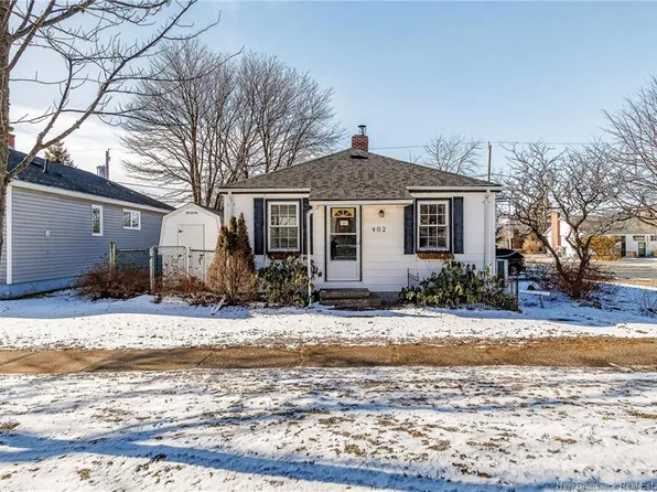 402 Argyle St, Saint John, NB E2M 3A7