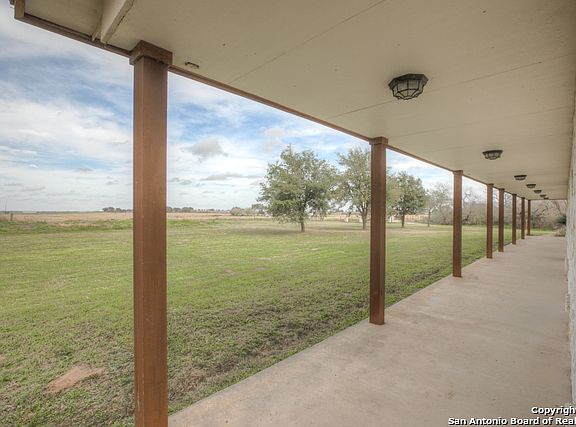 2nd image of 2881 County Road 204