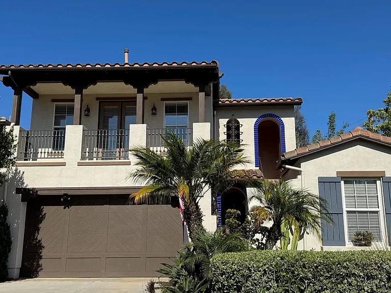 653 Beach St — Photo 5