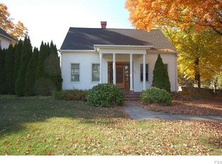 221 High Ridge Ave, Ridgefield, CT 06877