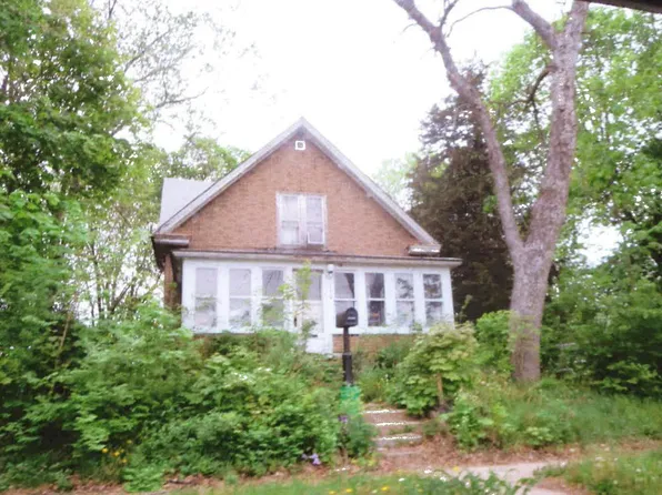 130 Miller St, South Beloit, IL 61080