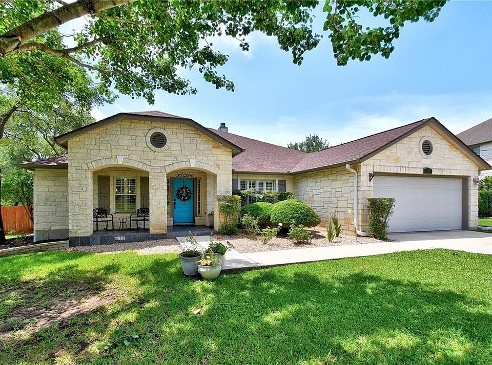 1st image of 677 Bella Vista Cir