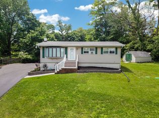 592 Montgomery Rd, Hillsborough, NJ 08844