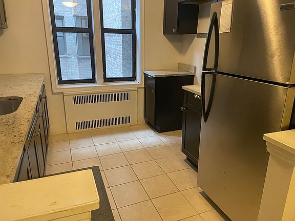 4th image of 65-84 Booth St #L2
