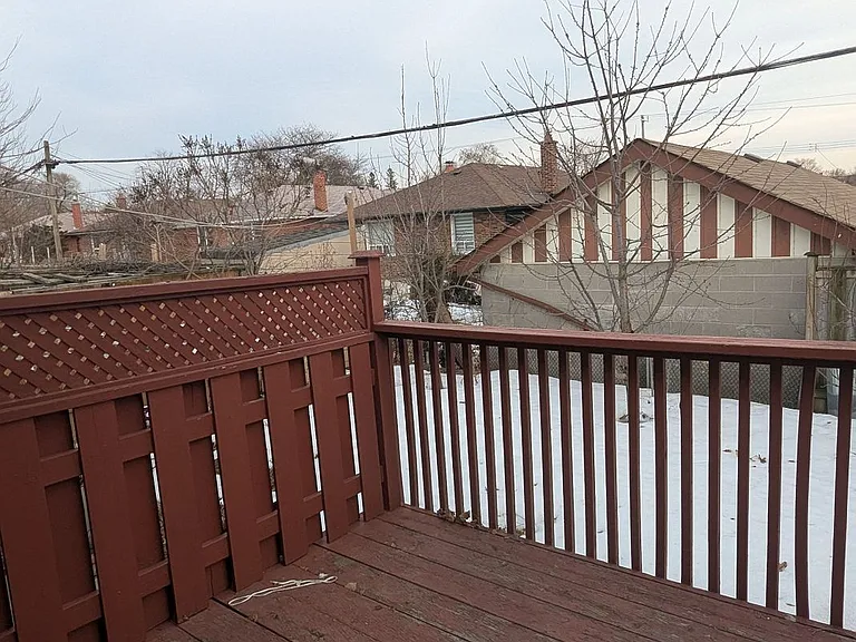 3 Chopin Ave — Photo 8