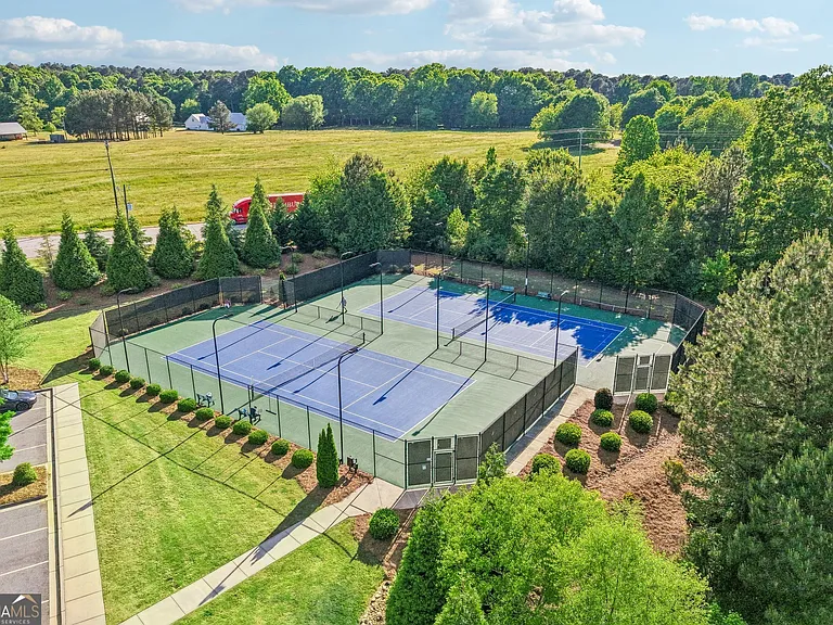 1354 Horseshoe Bend Ln — Photo 9