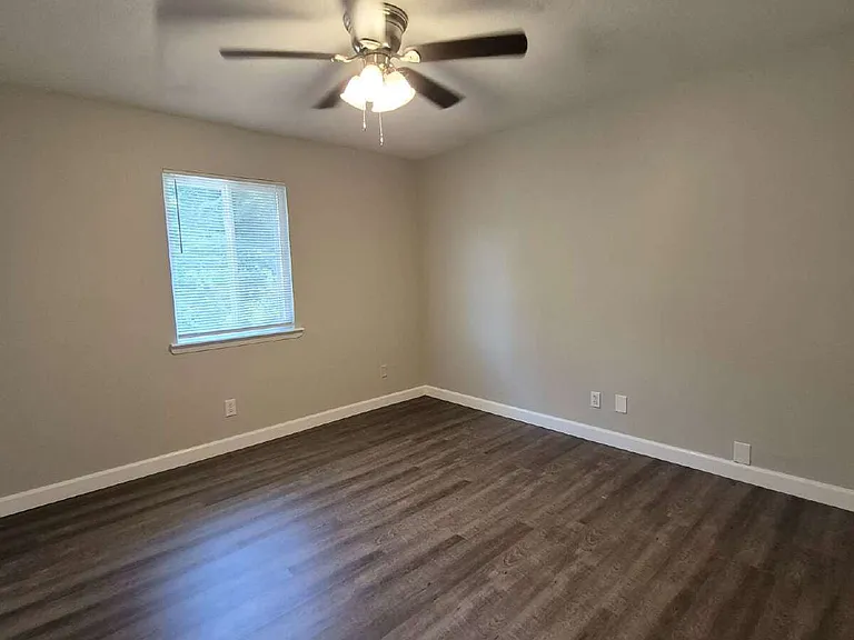 217 Sweetland Dr #6 — Photo 15