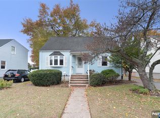 19-10 Saddle River Rd, Fair Lawn, NJ 07410