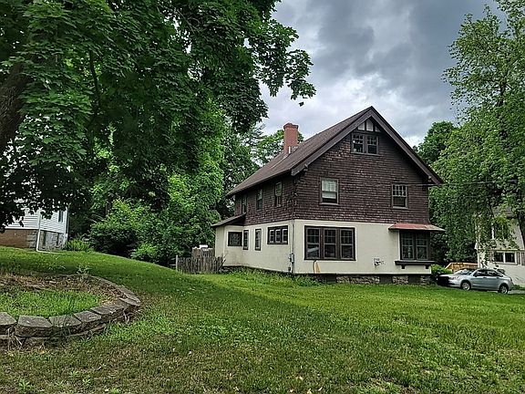 2nd image of 89 Church St