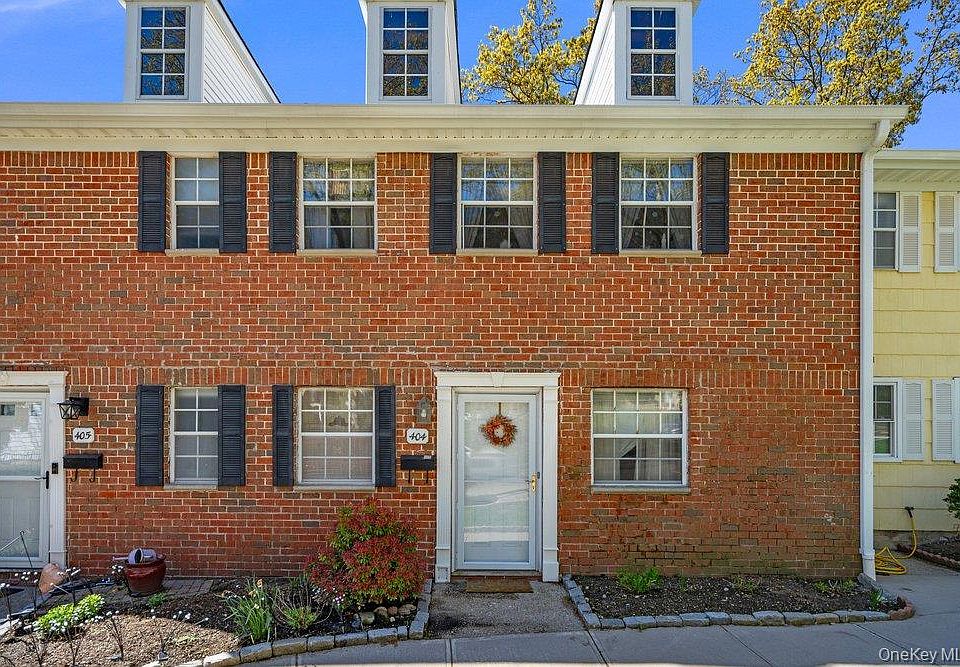 1st image of 404 Towne House Village #404