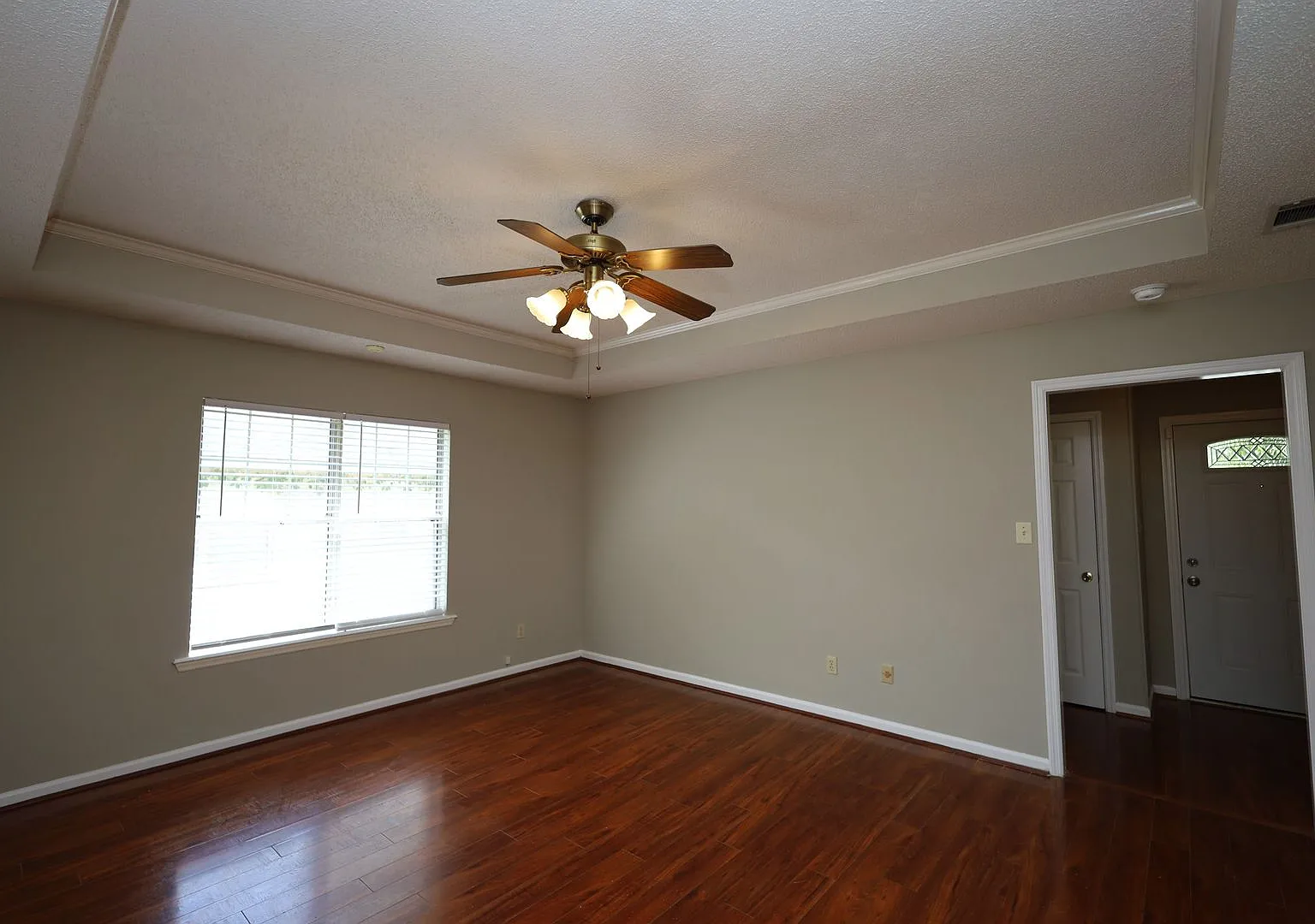 4116 Hamilton Circle — Photo 2