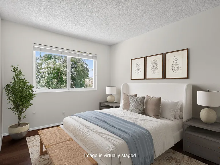 1248 Calle De Oro — Photo 13