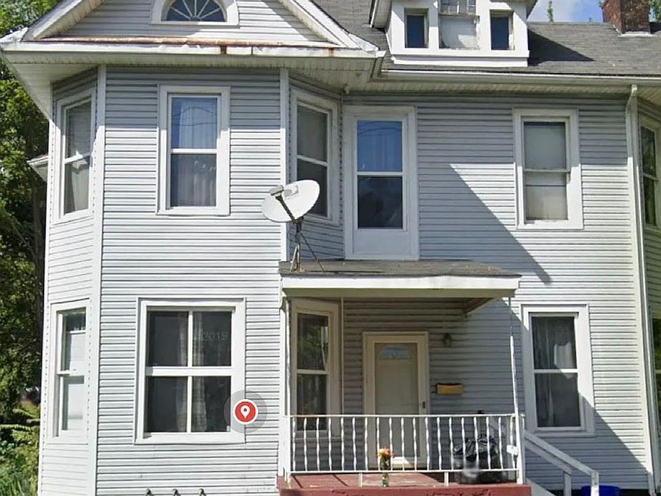 1st image of 137 E Wallace Ave APT 2