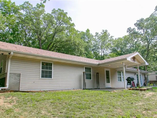 877 SE 170th Rd, Knob Noster, MO 65336