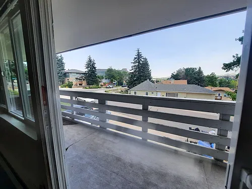 Big private balcony | walking distance to downtown | Mountain views | Abundant natural light Photo 1