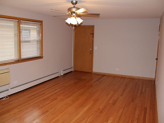 4th image of 7304 N Harlem Ave APT 2E