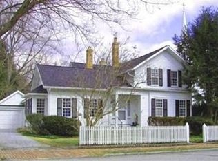 7597 Old Mill Rd, Gates Mills, OH 44040