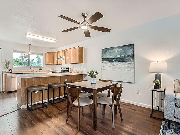 4th image of 3052 W 107th Place #C