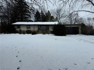 32015 Bainbridge Rd, Solon, OH 44139