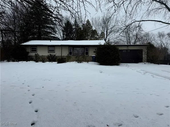 32015 Bainbridge Rd, Solon, OH 44139