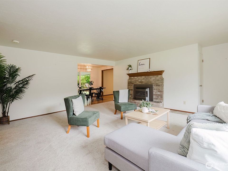 2593 Pine Tree Drive, Pt Orchard, WA 98366 | Zillow