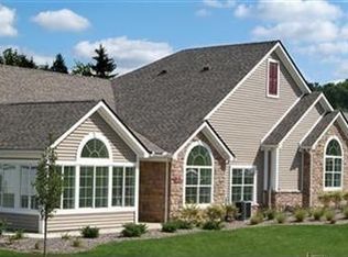 1882 Fairways Dr, Streetsboro, OH