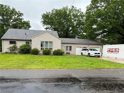 2976 Greer Rd, Akron, OH, 44319