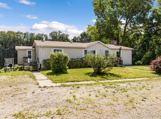 14393 Madron Lake Rd, Buchanan, MI 49107