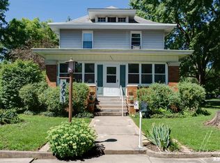 201 W Olive St, Minier, IL 61759