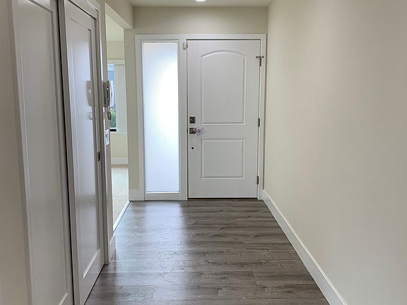 4th image of 3865 Payne Ave