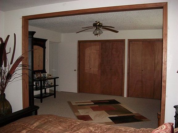 4th image of 208 Fairlawn Dr
