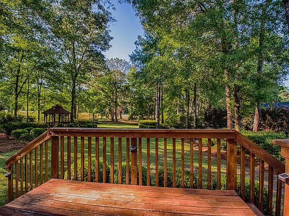 2nd image of 1412 Conservancy Dr E