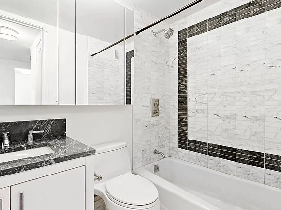 5th image of 200 E 94th St APT 716