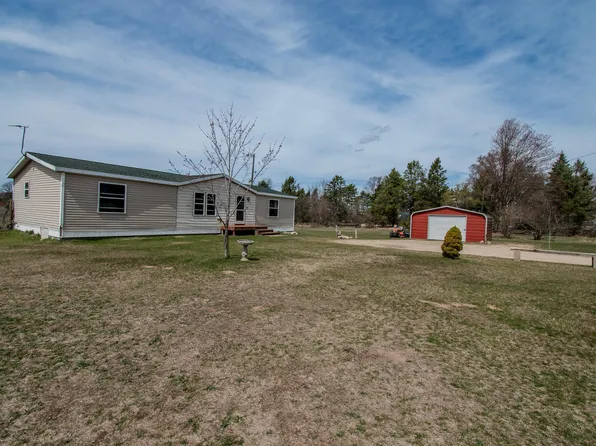 3150 S Miller Rd, Sidney, MI 48885