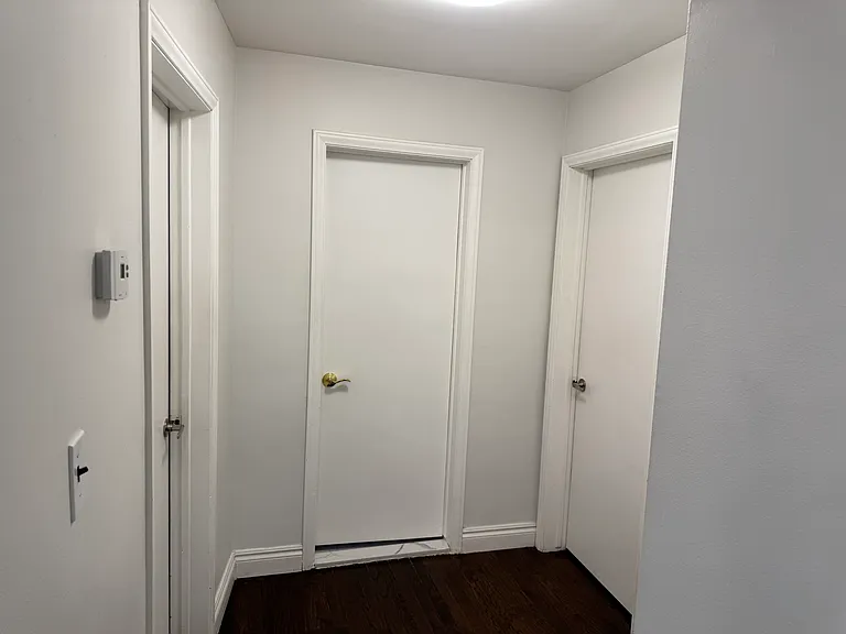 27223 Clairview Dr — Photo 9