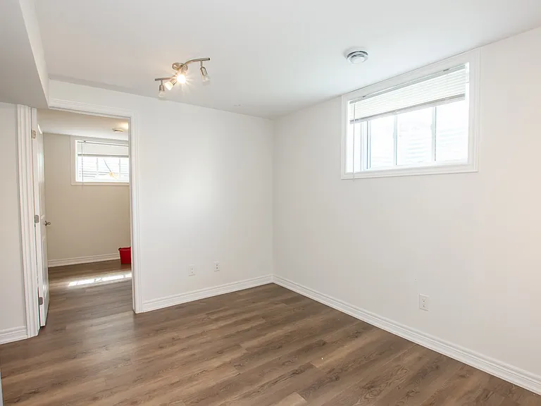 36 Viger Dr #B — Photo 7