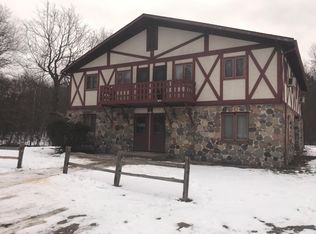 5077 Sunset Dr APT 4, Rhinelander, WI 54501