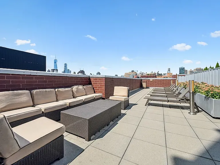 229 Chrystie St #1408C — Photo 13