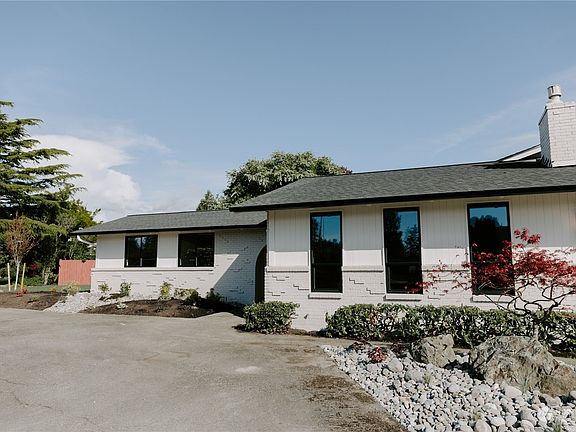 4th image of 16558 Country Club Drive